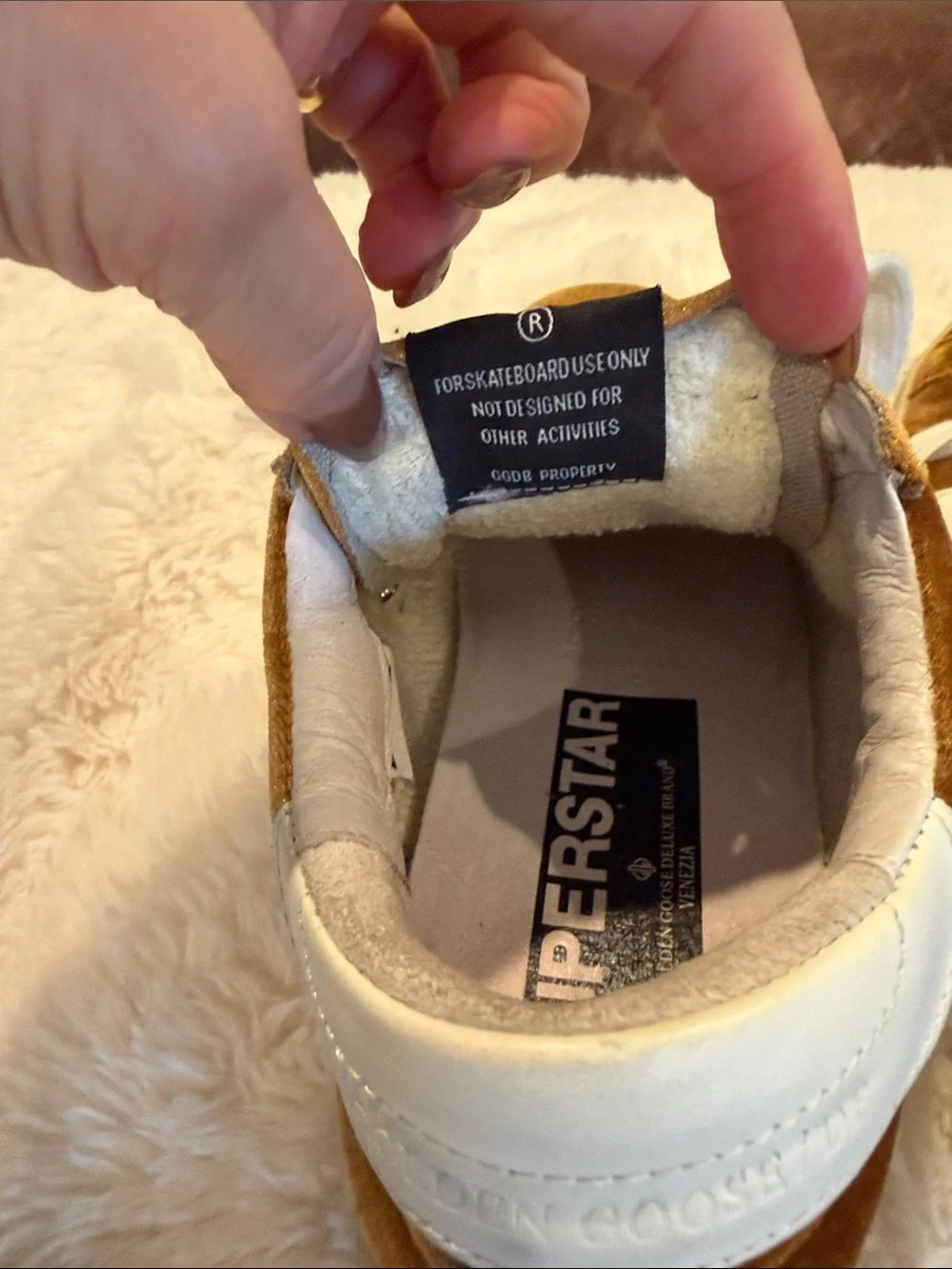 Golden Goose Women’s Gold Velvet Sneakers EUC EU size 38 US 7.5 / 8